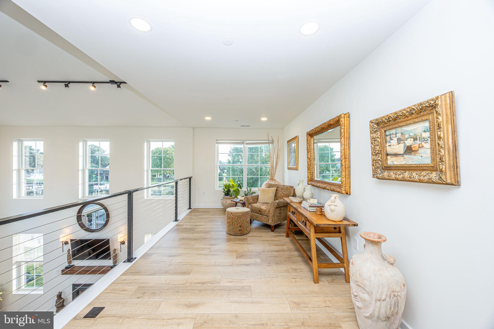 LONG BEACH ESTATES - Residential