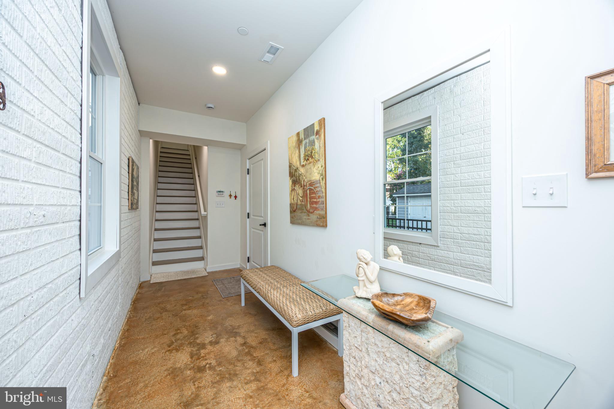 LONG BEACH ESTATES - Residential