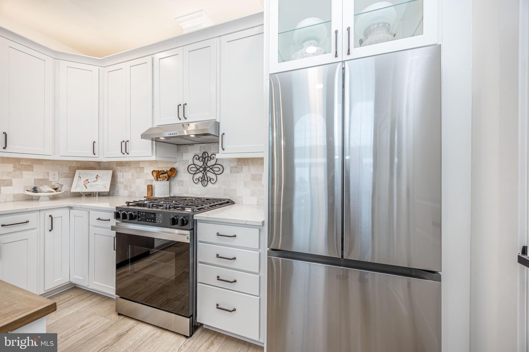 LONG BEACH ESTATES - Residential