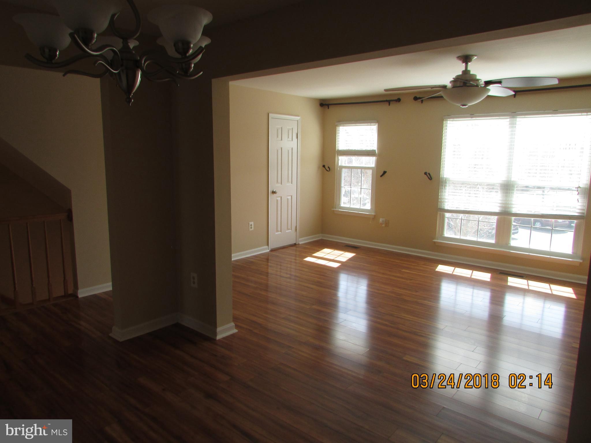 PARADISE - Residential Lease