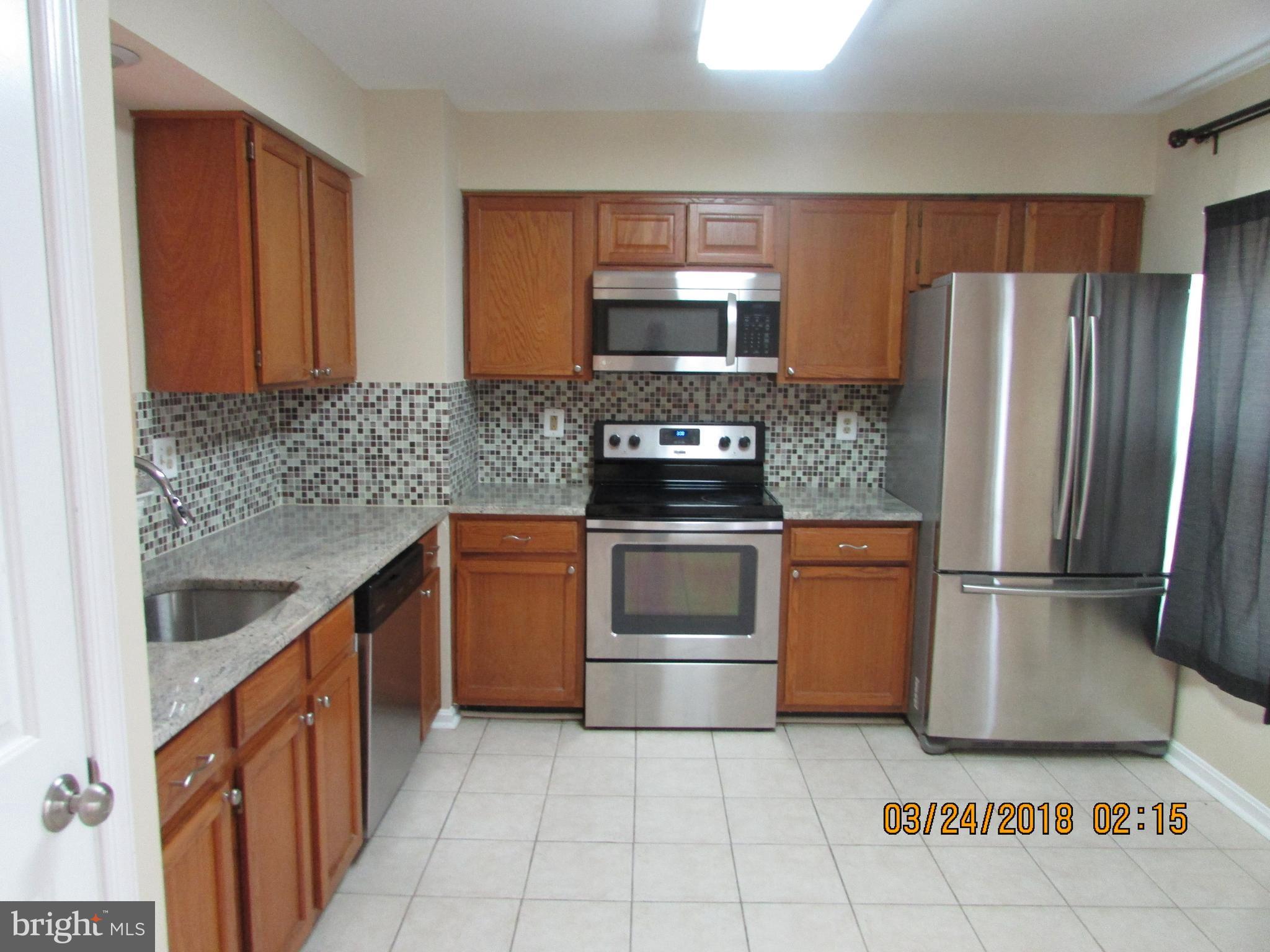 PARADISE - Residential Lease