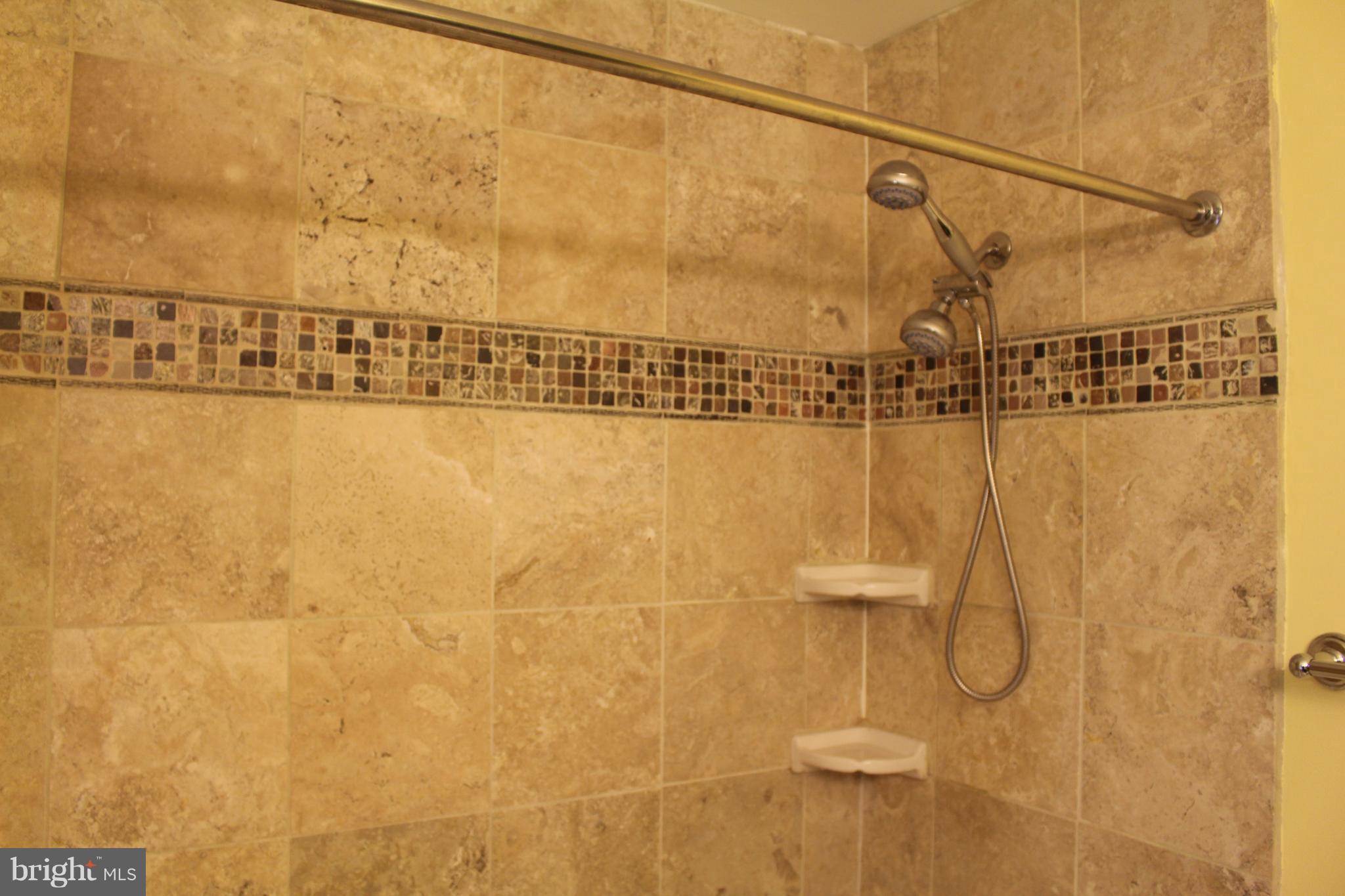 GALLERY AT WHITE FLINT - Residential Lease