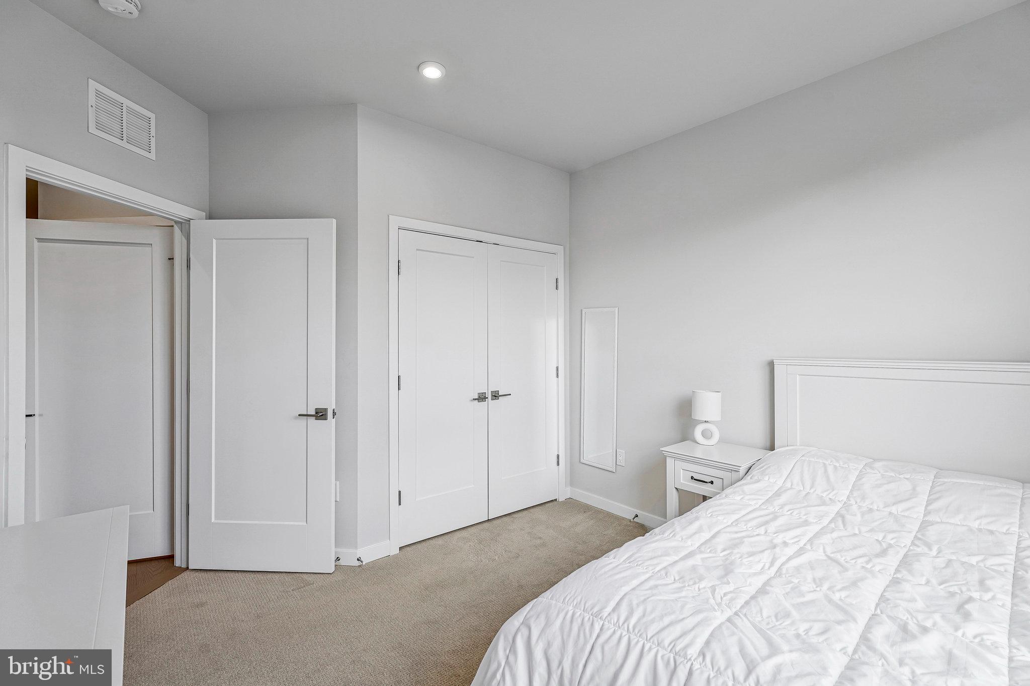 UNION PARK AT MCLEAN - Residential