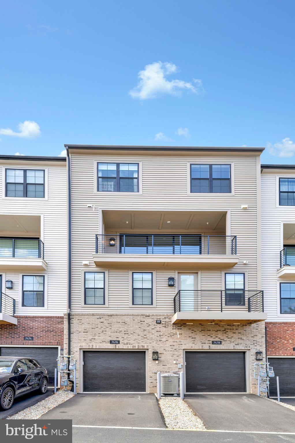 UNION PARK AT MCLEAN - Residential