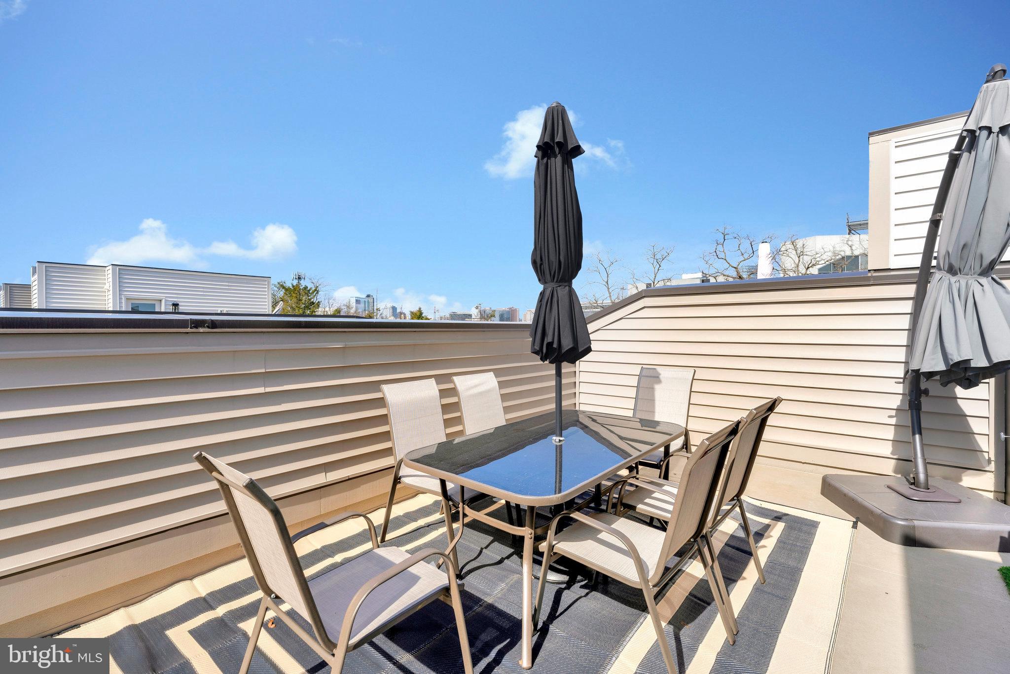 UNION PARK AT MCLEAN - Residential