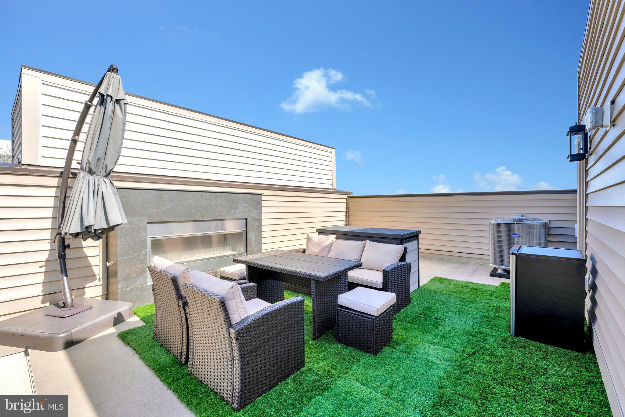 UNION PARK AT MCLEAN - Residential