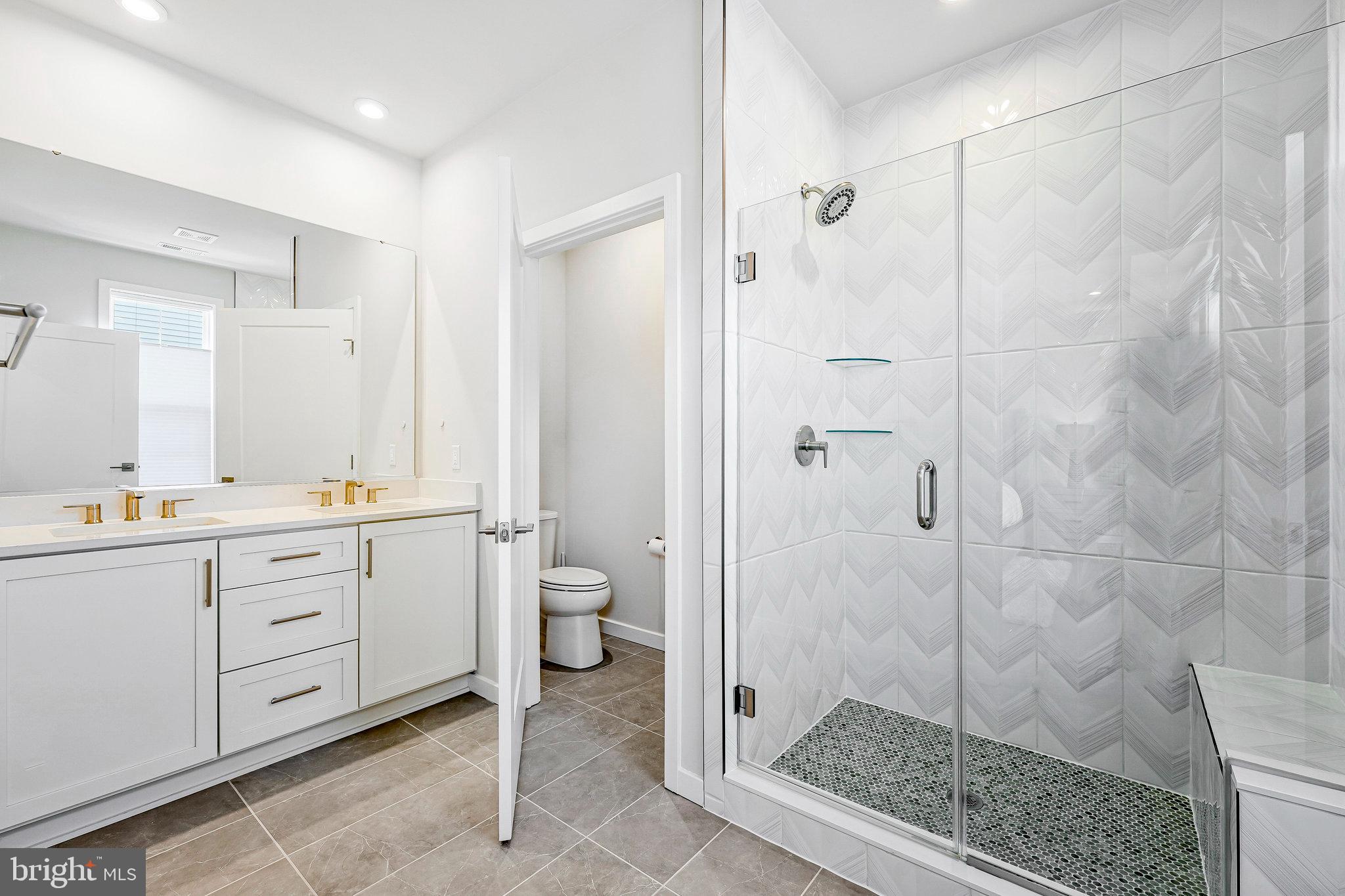 UNION PARK AT MCLEAN - Residential