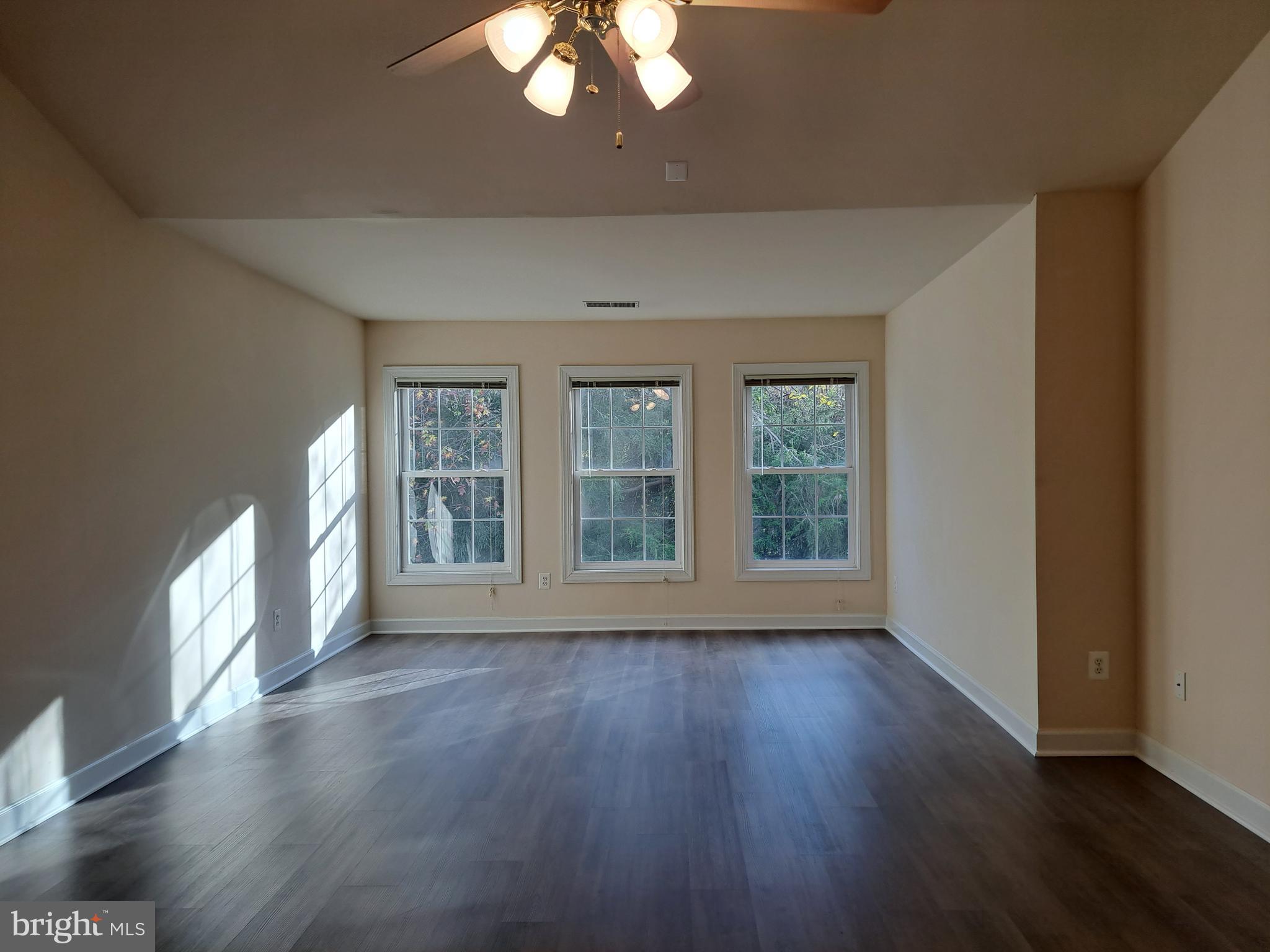 ELMWOOD - Residential Lease