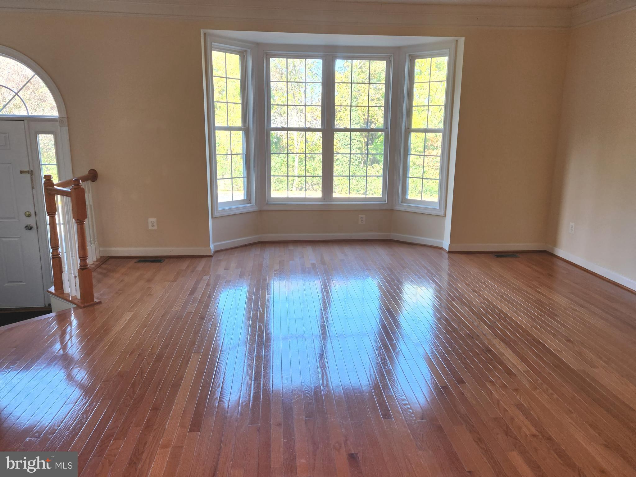 ELMWOOD - Residential Lease