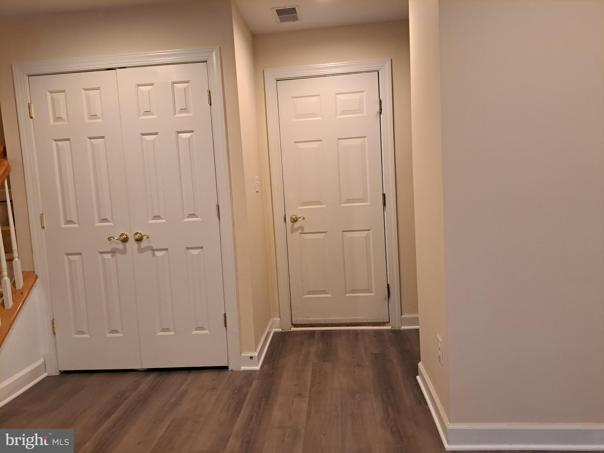 ELMWOOD - Residential Lease