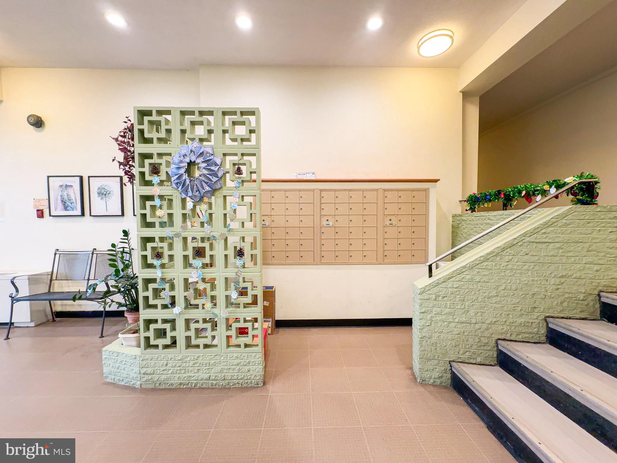 THE CAROLYN - Residential