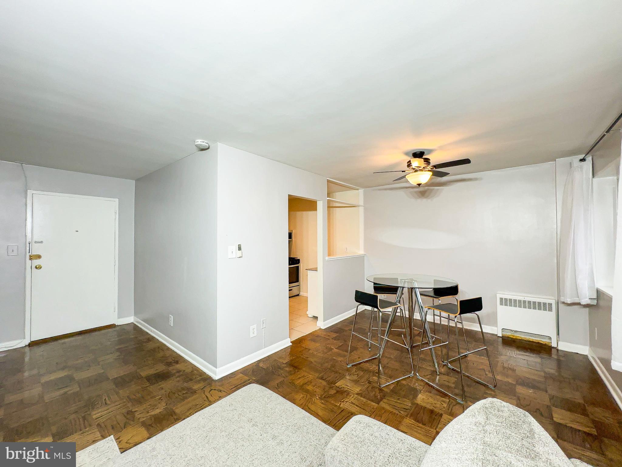 THE CAROLYN - Residential