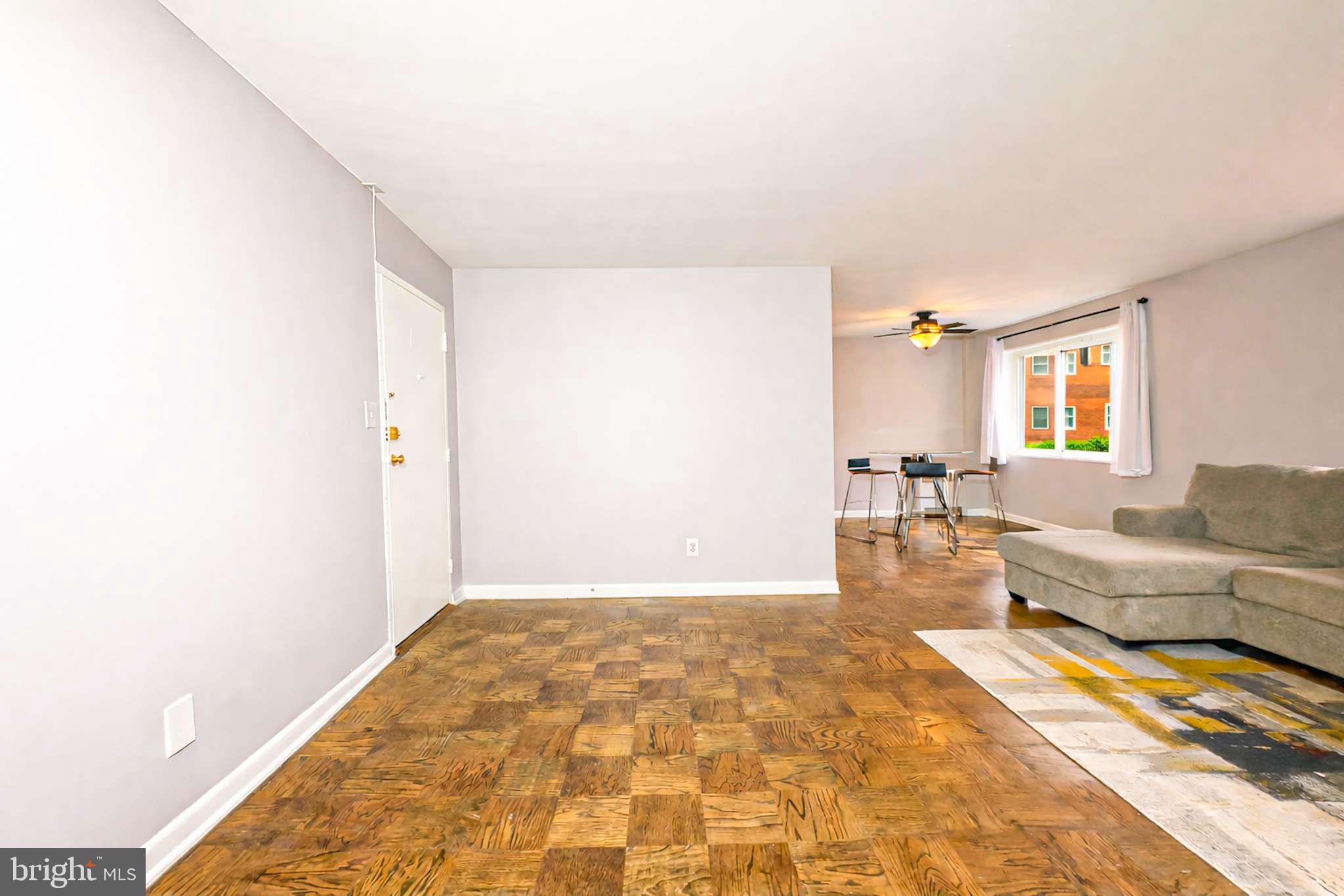 THE CAROLYN - Residential