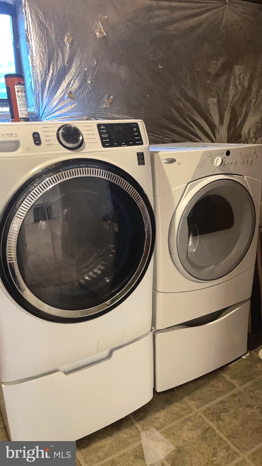 SPRINGFIELD OAKS - Residential