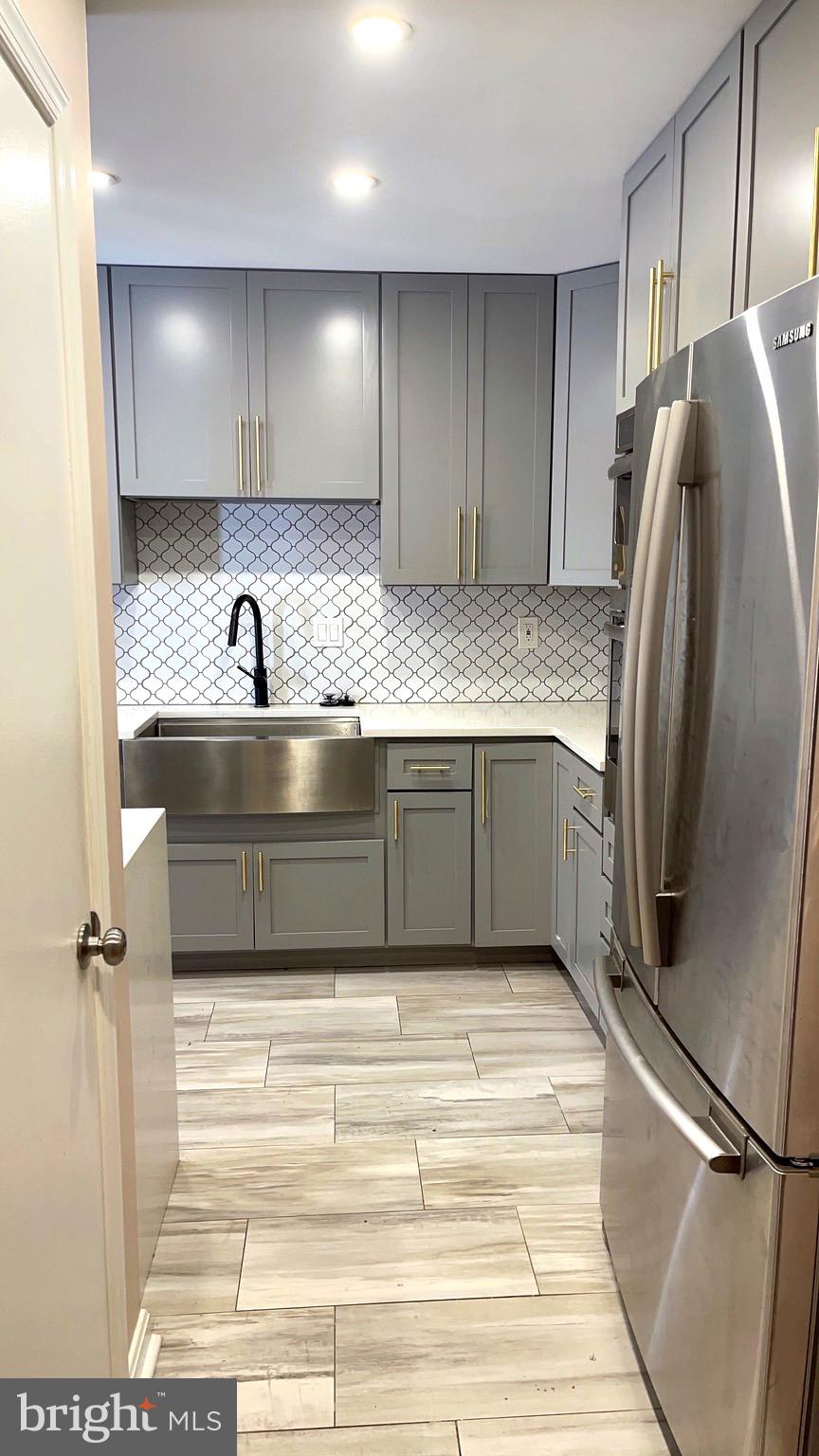 SPRINGFIELD OAKS - Residential