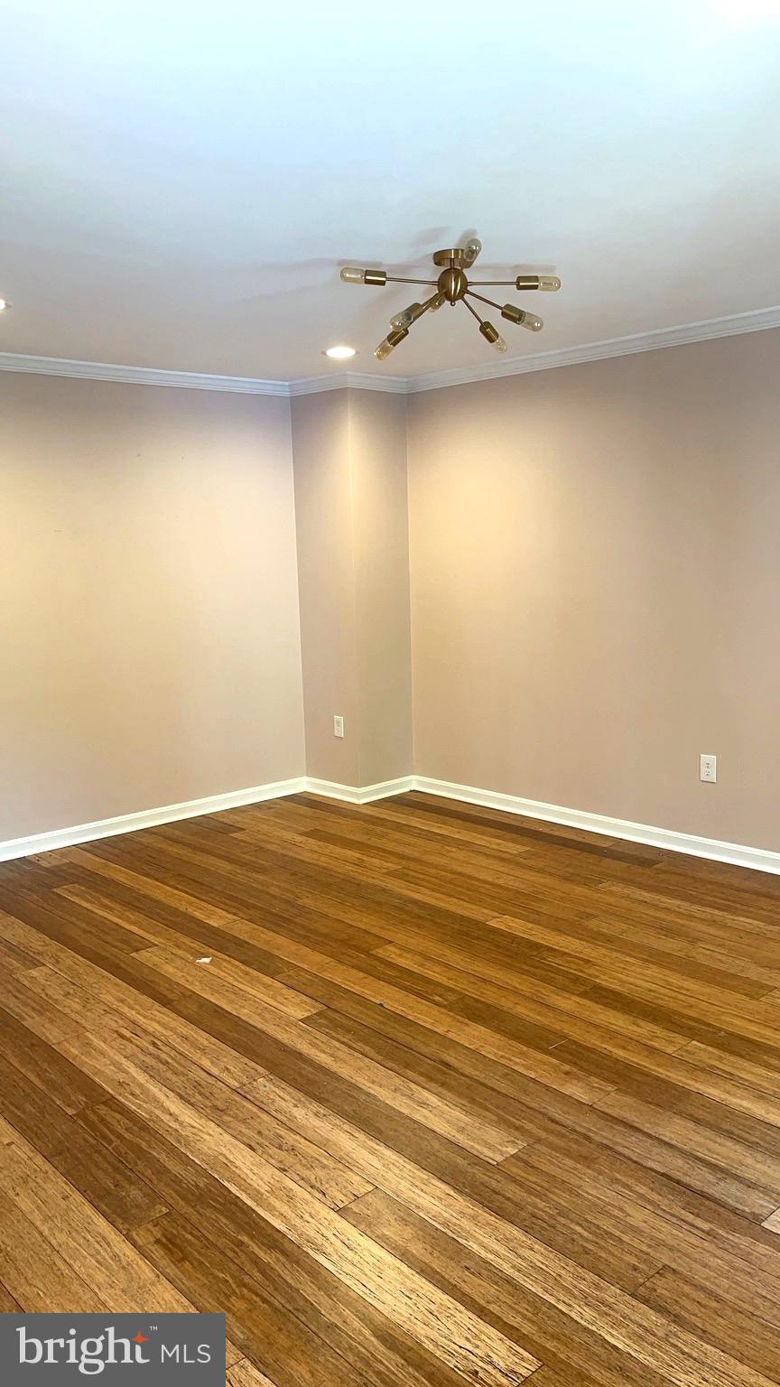 SPRINGFIELD OAKS - Residential