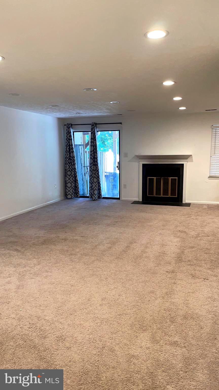 SPRINGFIELD OAKS - Residential