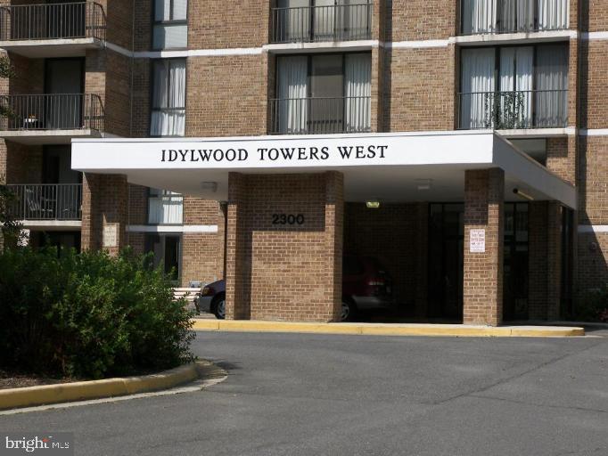 IDYLWOOD TOWERS CONDO - Residential Lease