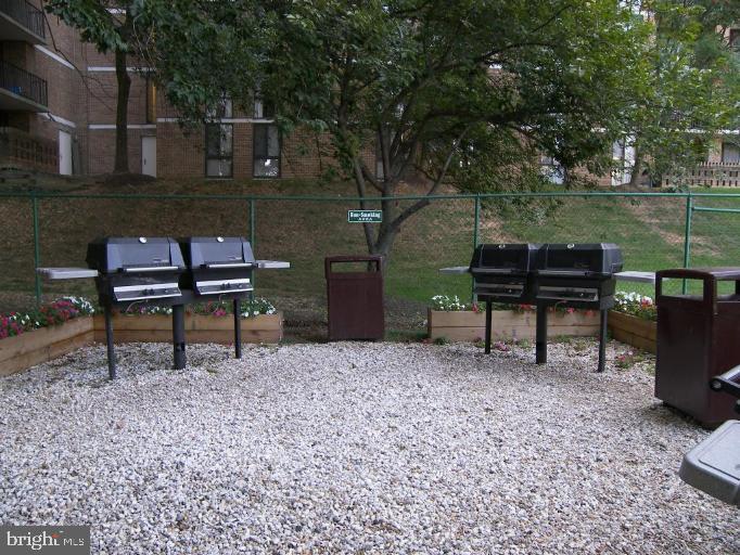 IDYLWOOD TOWERS CONDO - Residential Lease