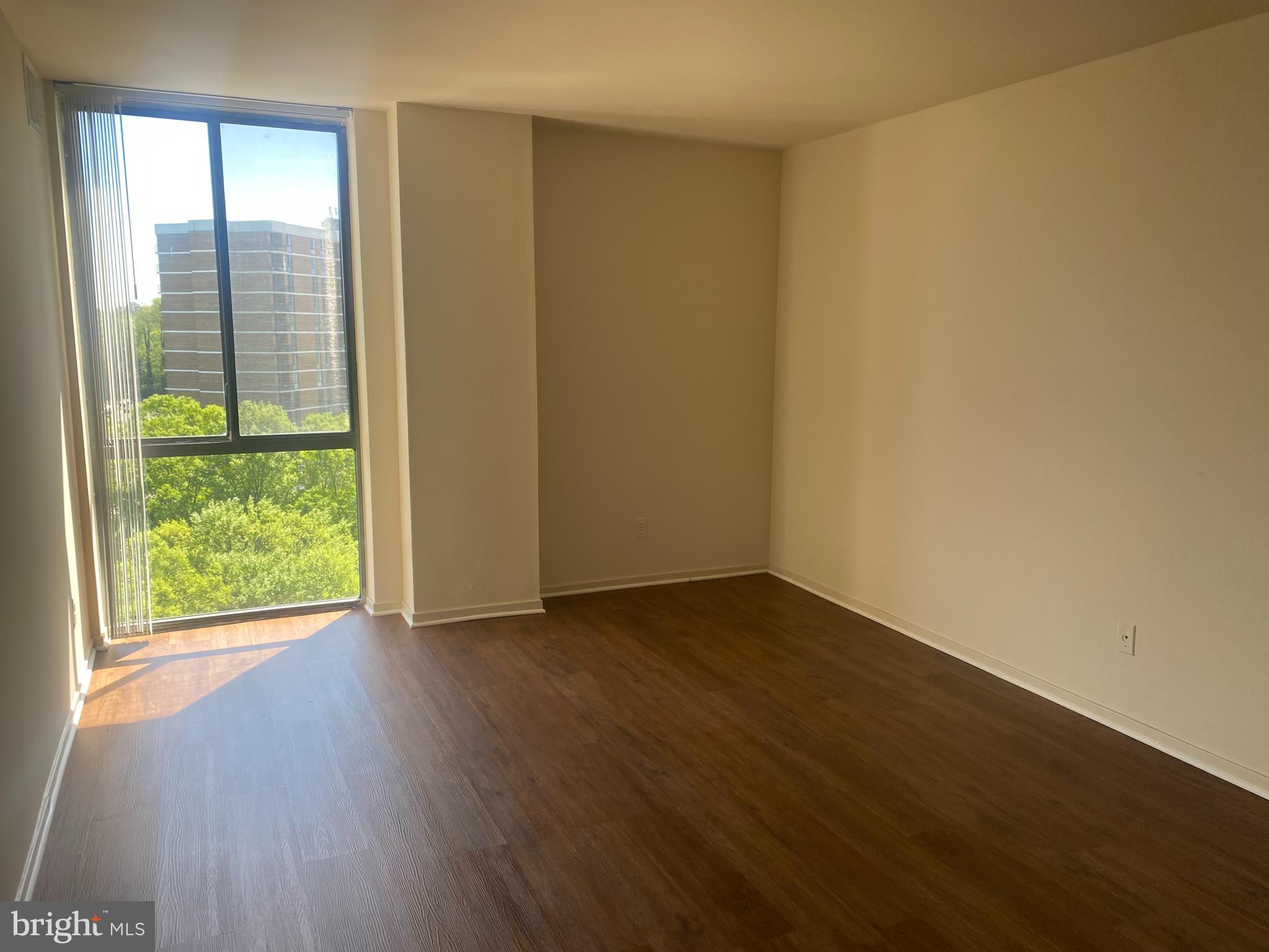 IDYLWOOD TOWERS CONDO - Residential Lease