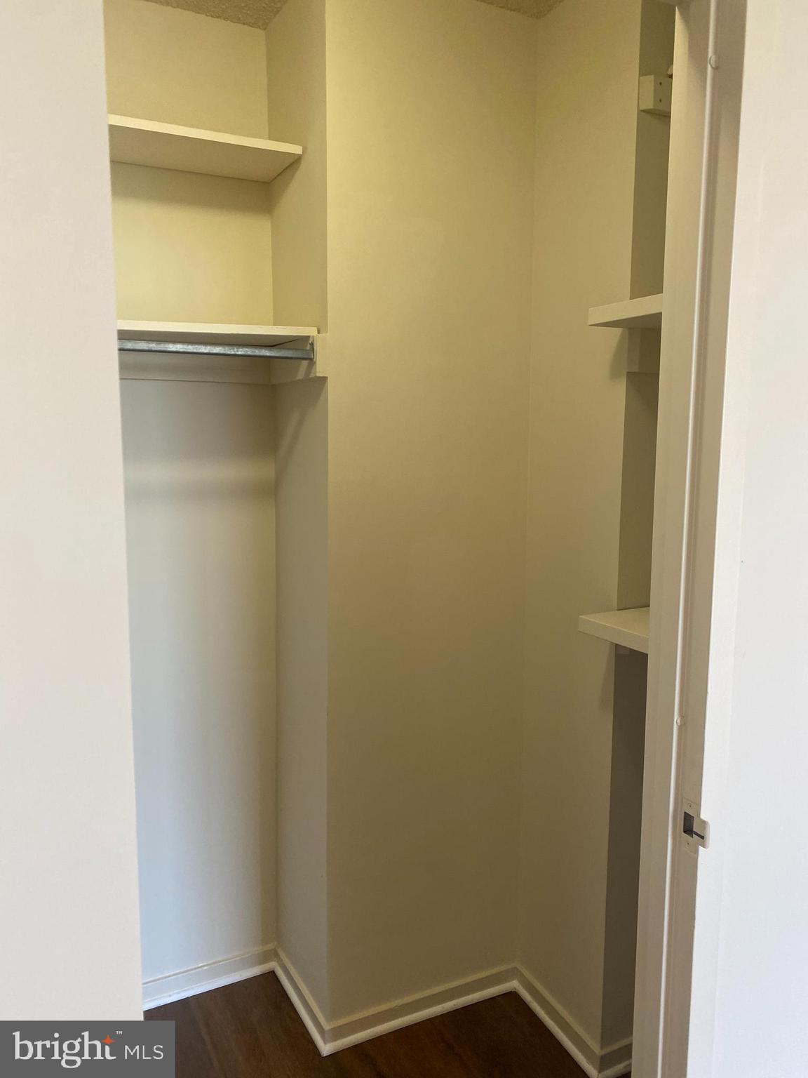 IDYLWOOD TOWERS CONDO - Residential Lease