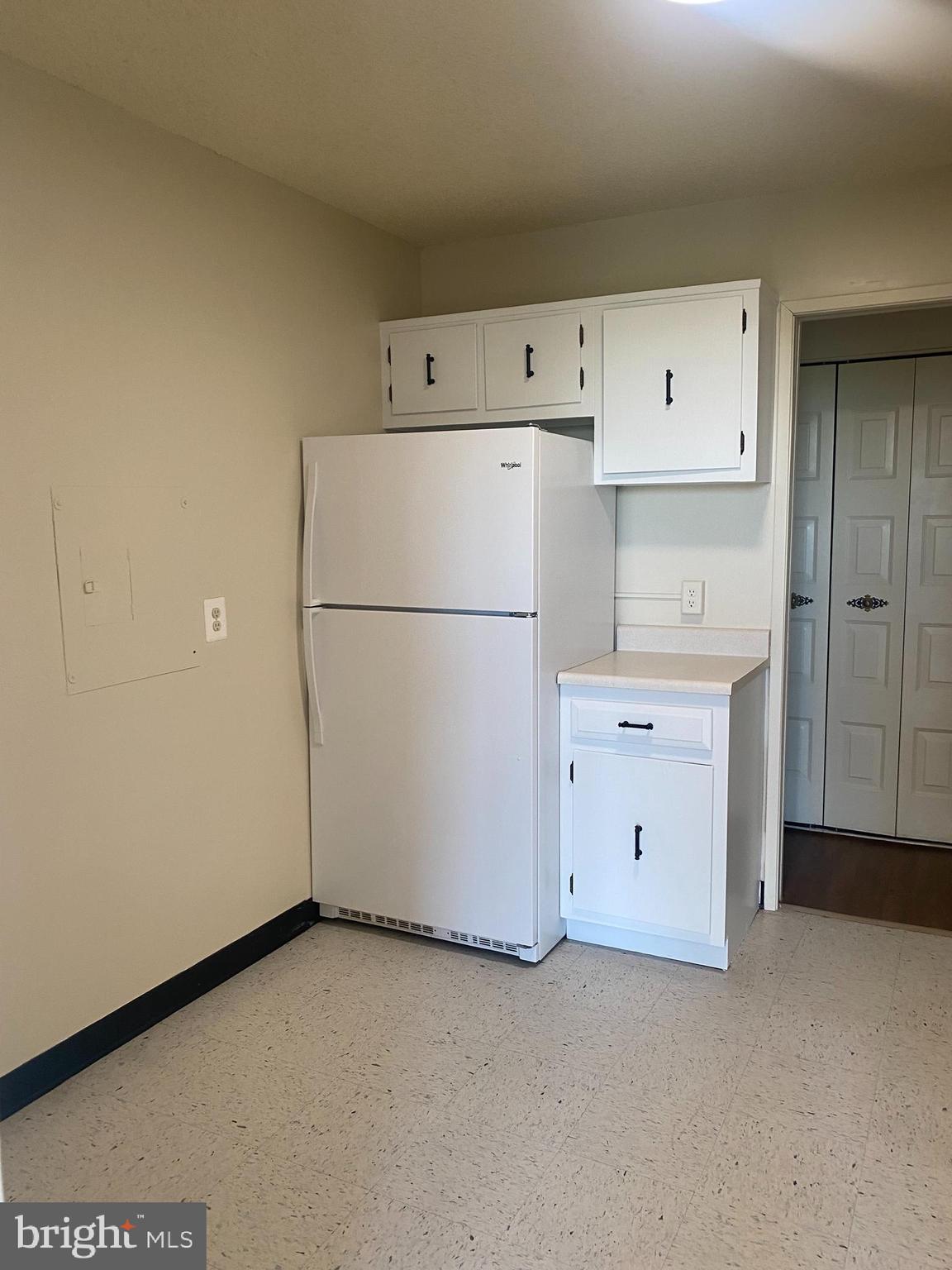 IDYLWOOD TOWERS CONDO - Residential Lease