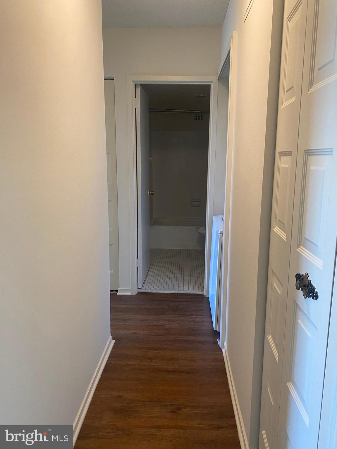 IDYLWOOD TOWERS CONDO - Residential Lease