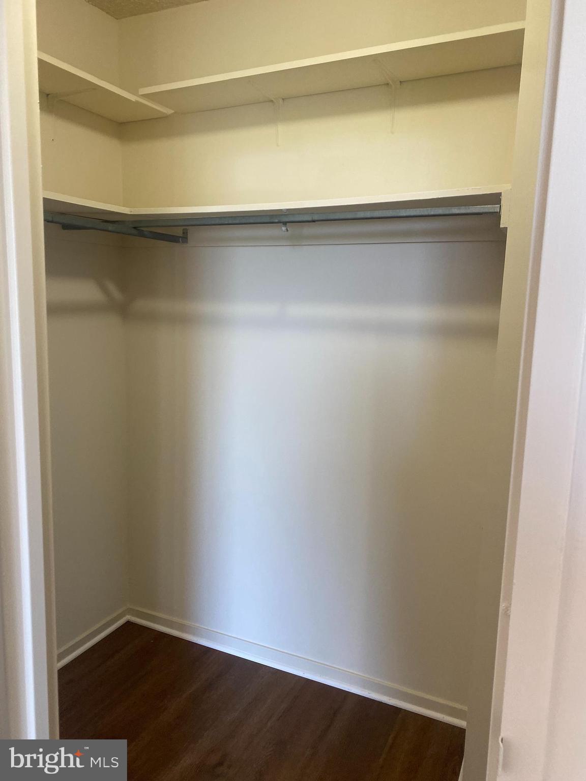 IDYLWOOD TOWERS CONDO - Residential Lease