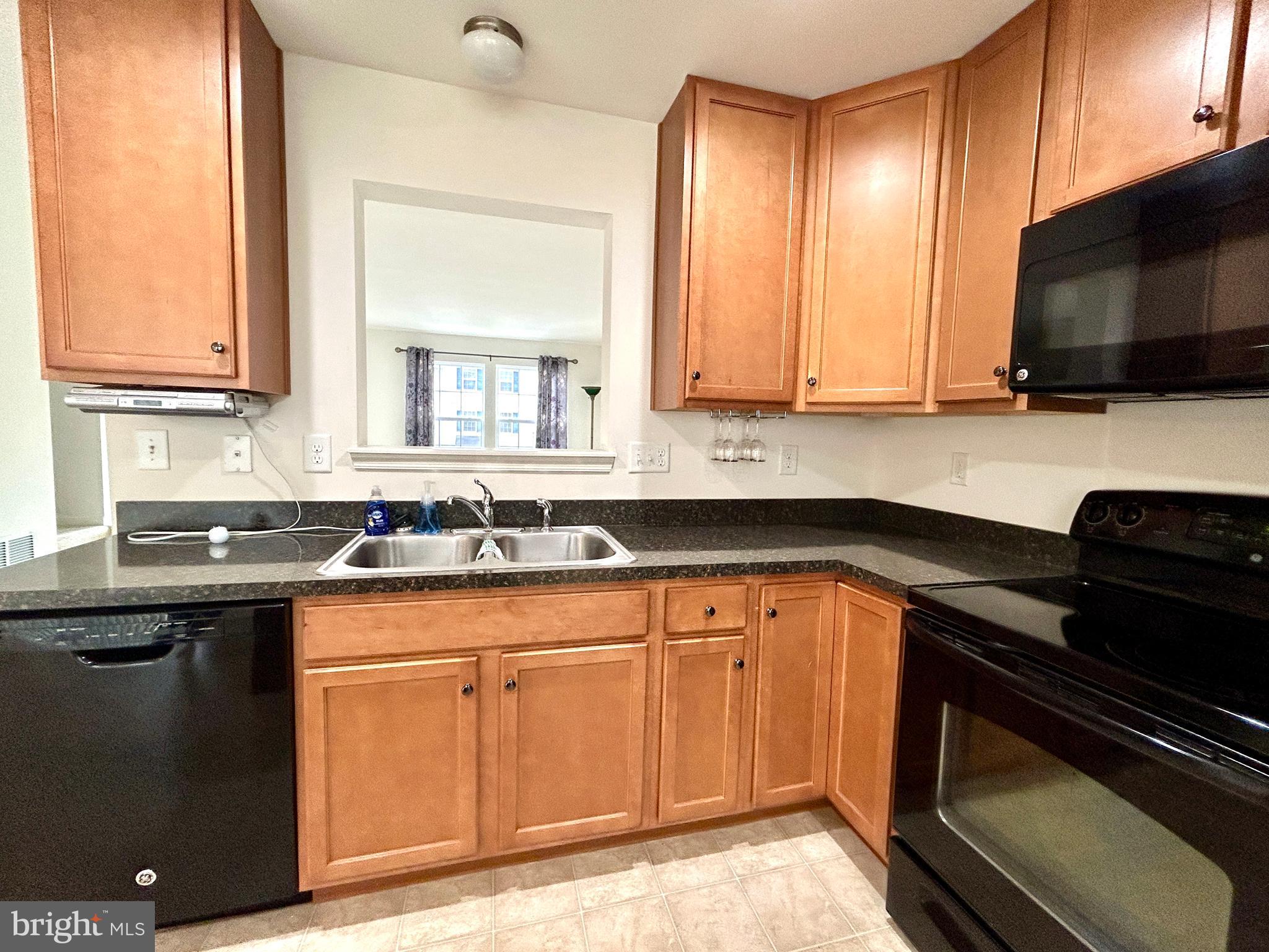 STONEBROOK VILLAGE - Residential