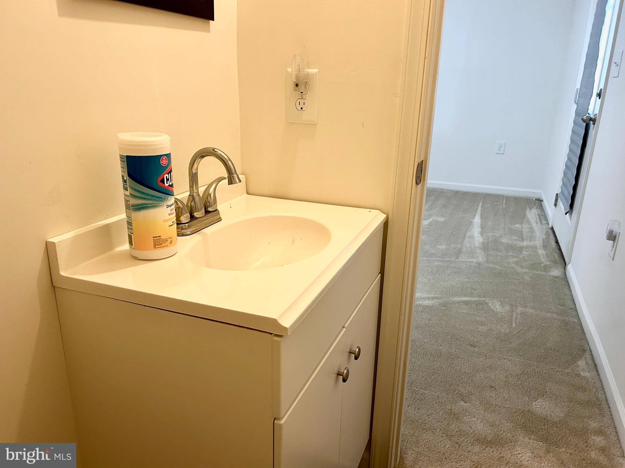 STONEBROOK VILLAGE - Residential