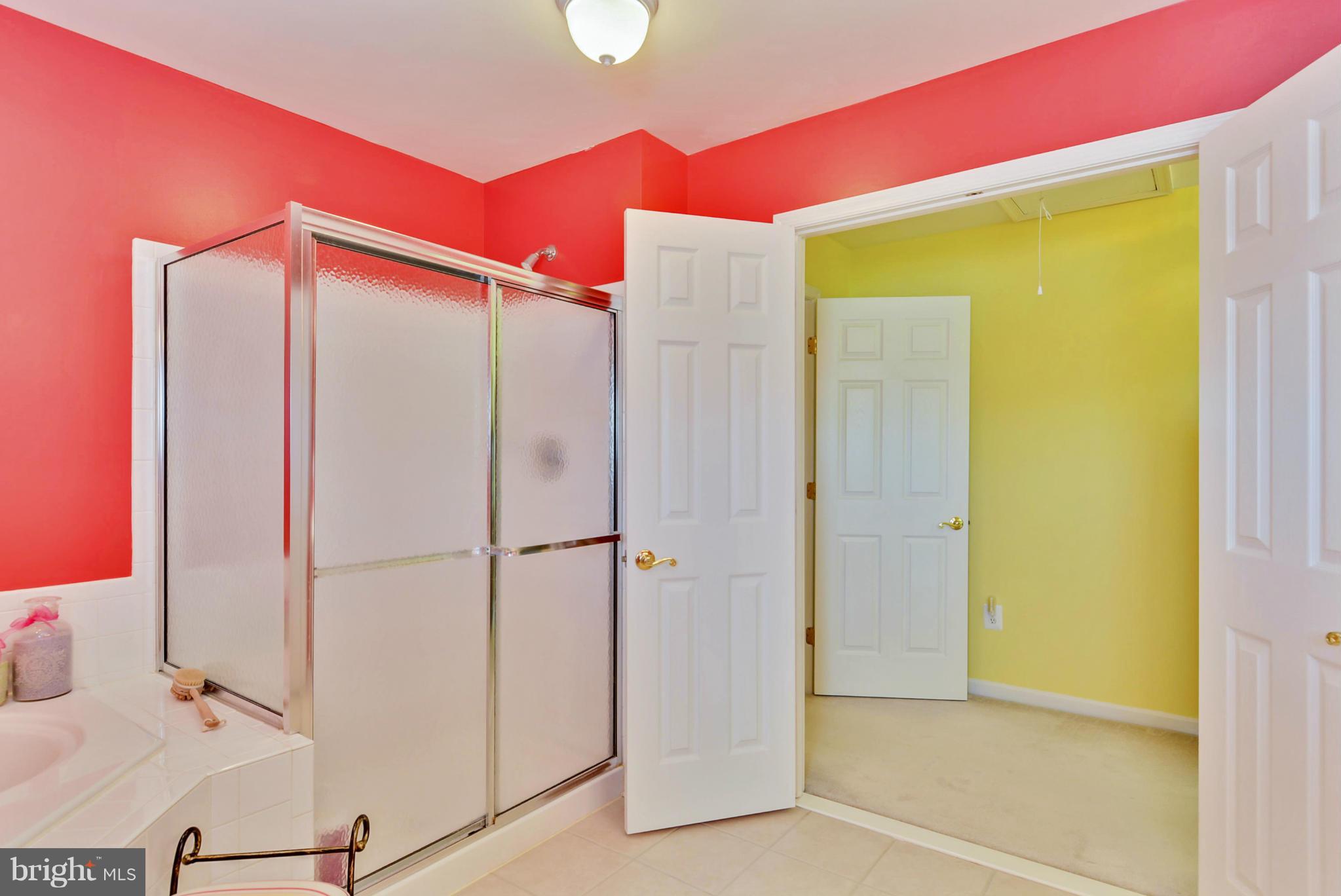 MANCHESTER FARMS - Residential