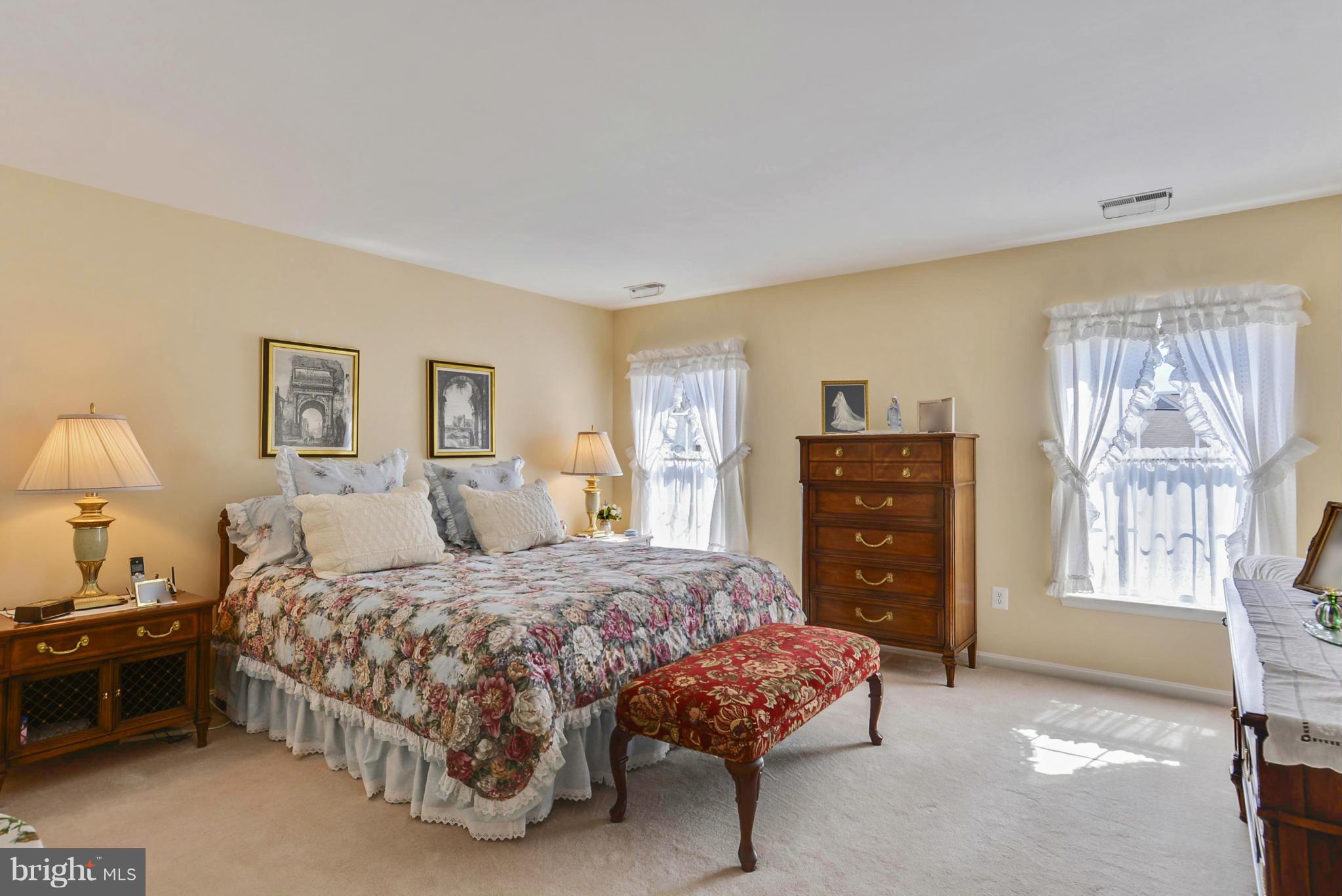 MANCHESTER FARMS - Residential