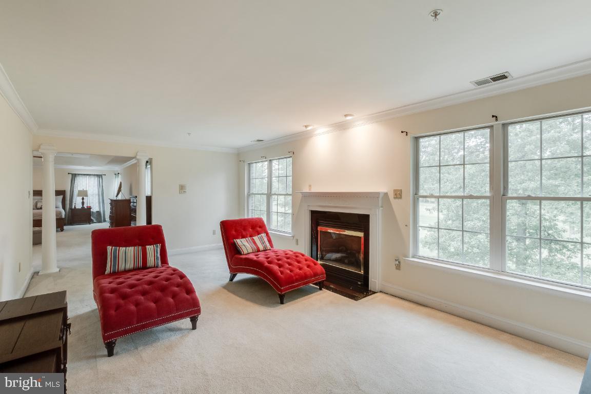 TANTALLON ON THE POTOMAC - Residential