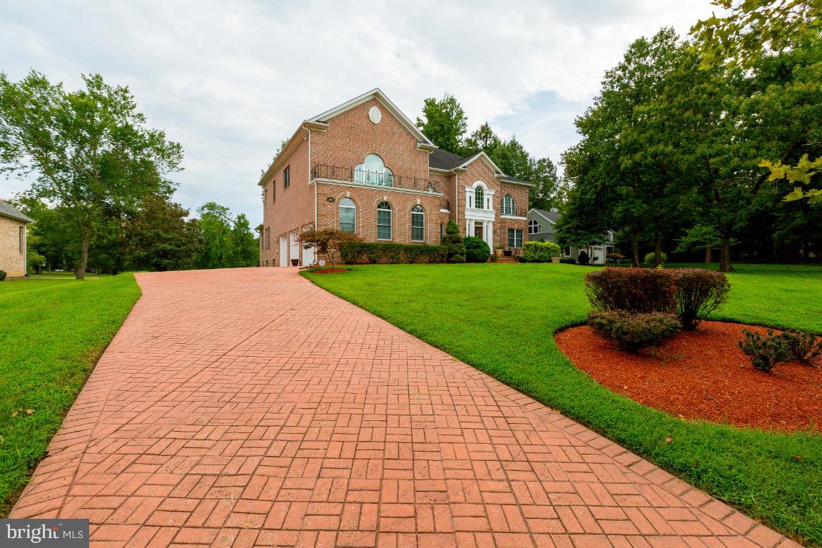TANTALLON ON THE POTOMAC - Residential