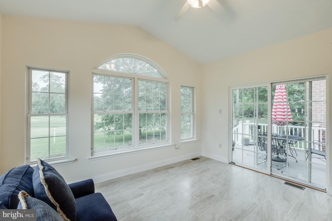 TANTALLON ON THE POTOMAC - Residential