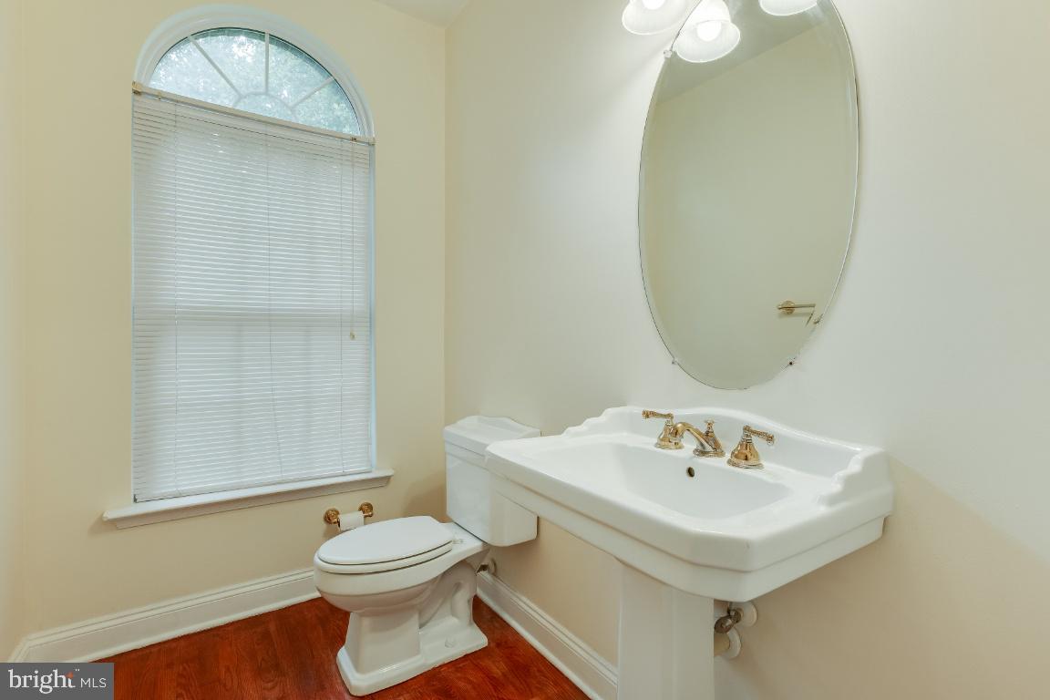 TANTALLON ON THE POTOMAC - Residential