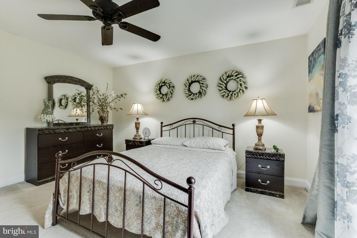 TANTALLON ON THE POTOMAC - Residential