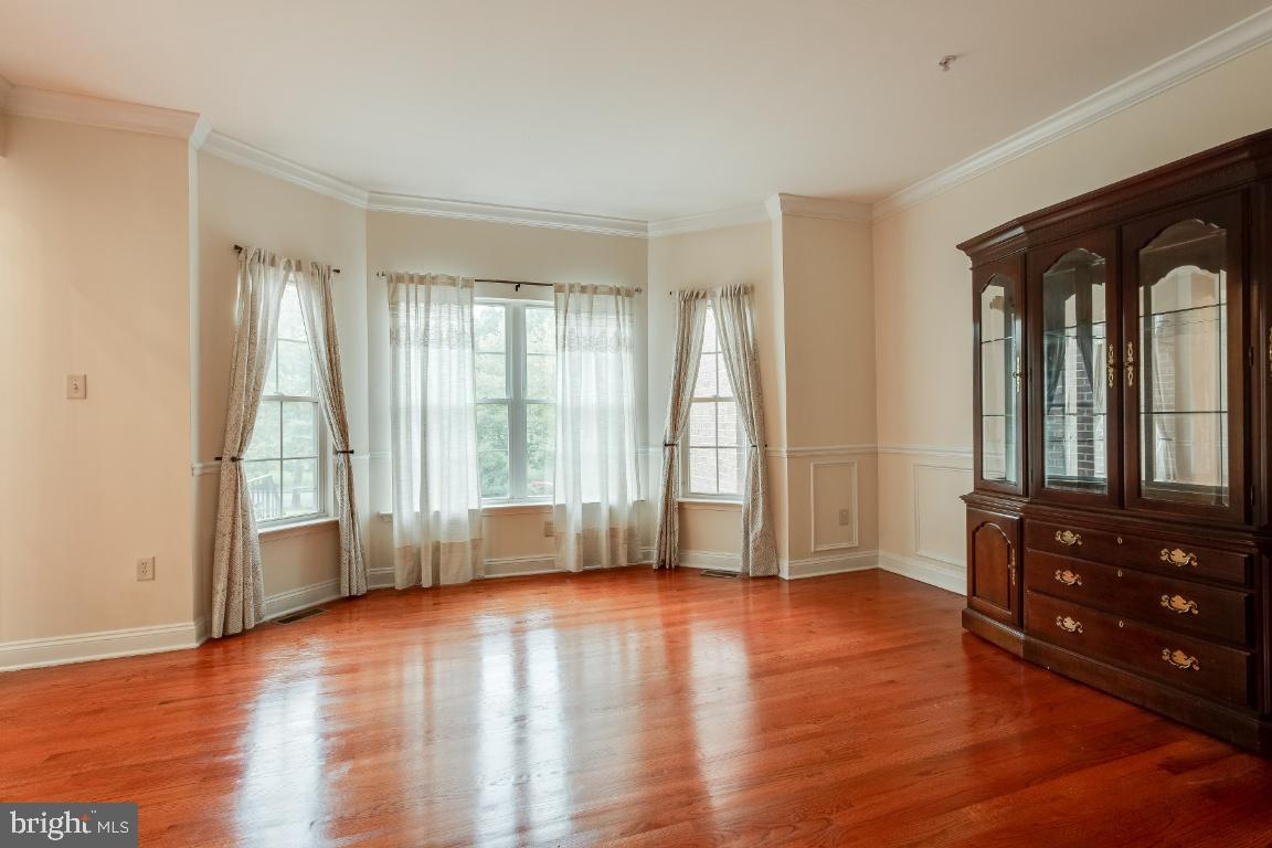 TANTALLON ON THE POTOMAC - Residential