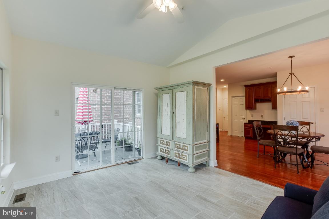 TANTALLON ON THE POTOMAC - Residential