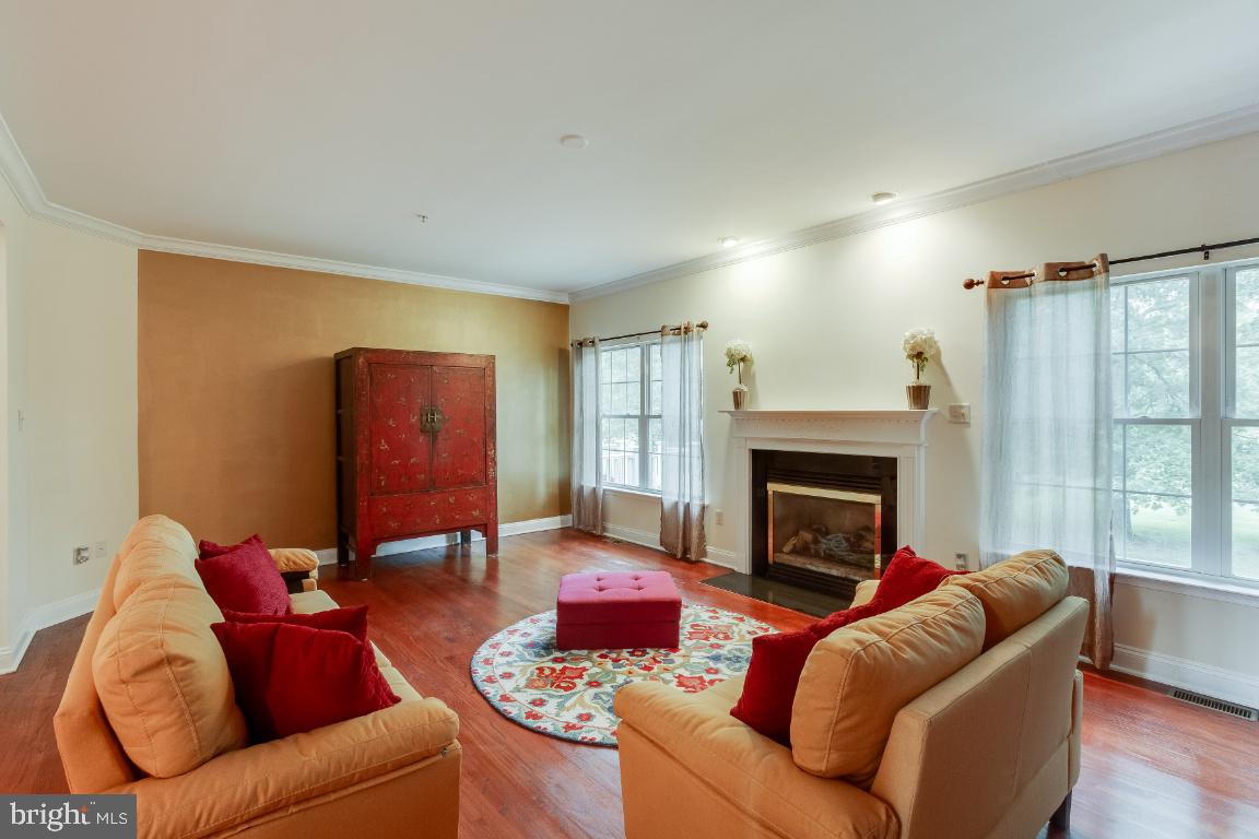 TANTALLON ON THE POTOMAC - Residential