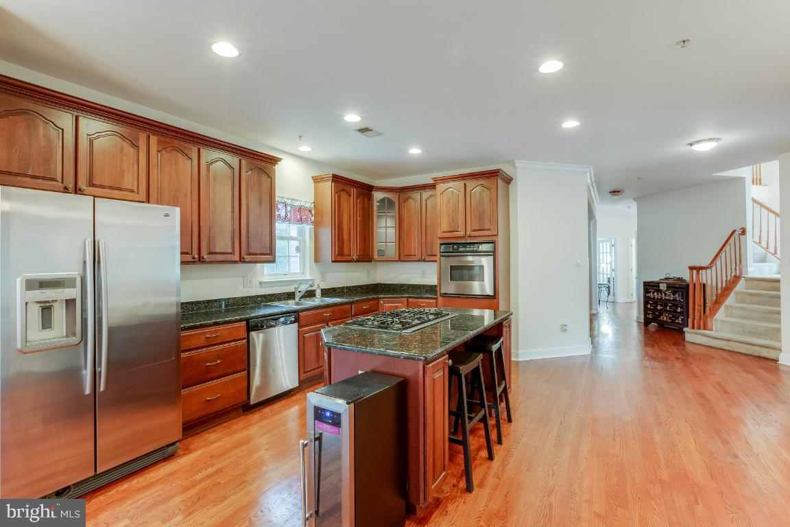 TANTALLON ON THE POTOMAC - Residential