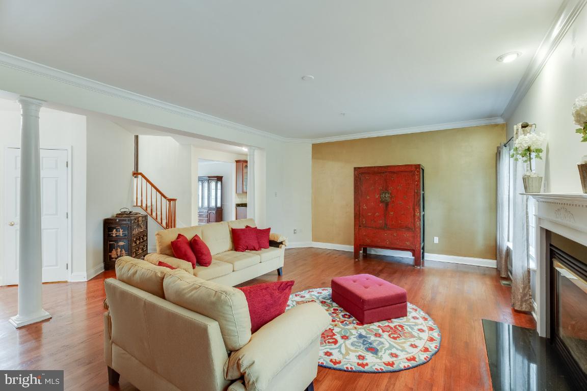 TANTALLON ON THE POTOMAC - Residential