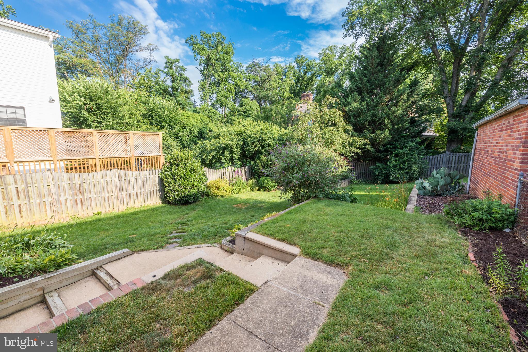 LEE HEIGHTS - Residential Lease