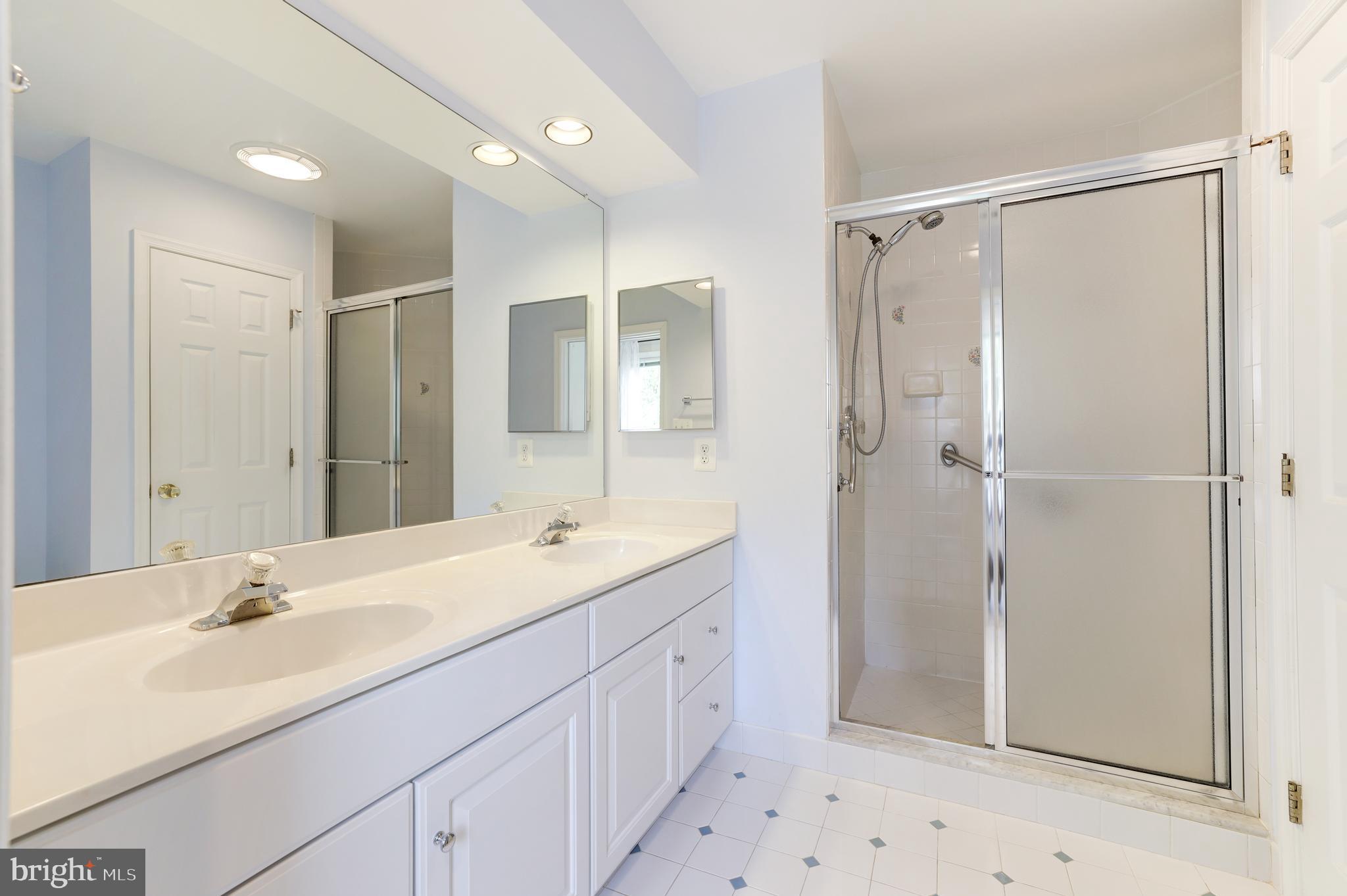 LEE HEIGHTS - Residential Lease