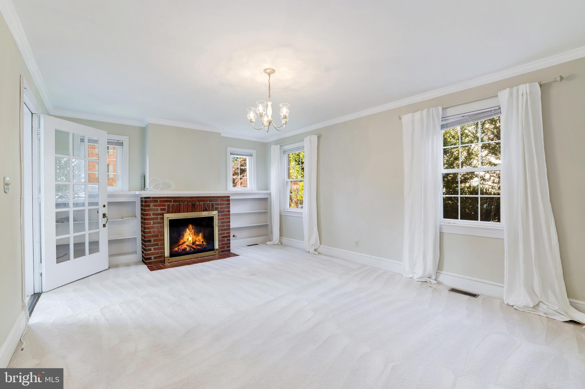 LEE HEIGHTS - Residential Lease