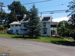 RIDLEY PARK - Residential Lease