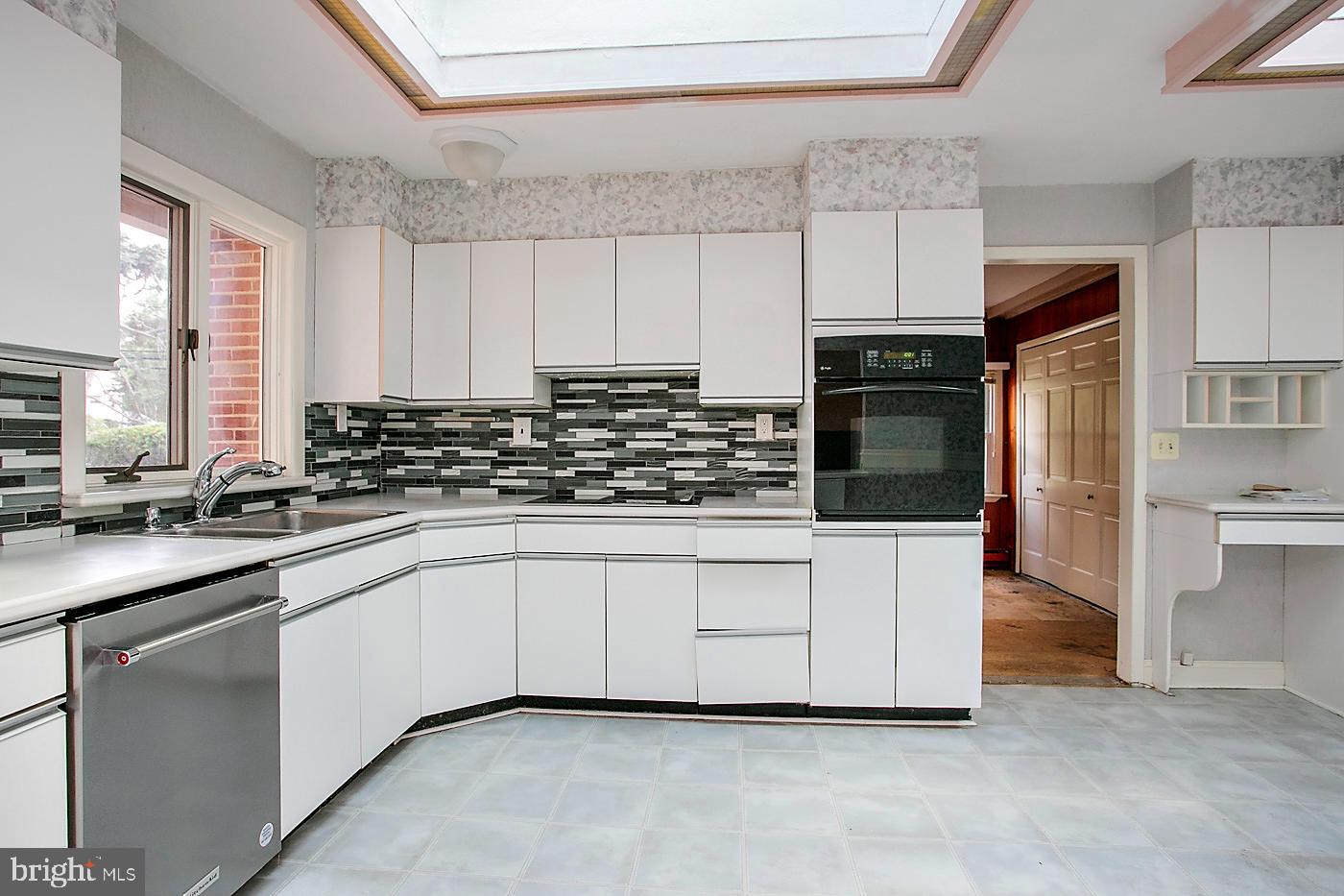 BEATTY WOODS - Residential