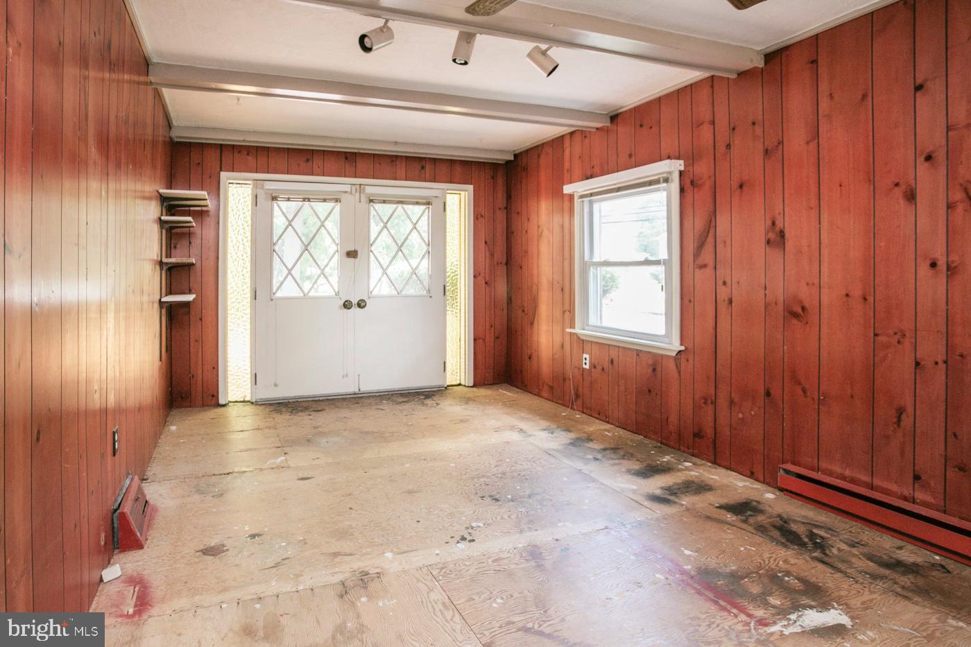 BEATTY WOODS - Residential