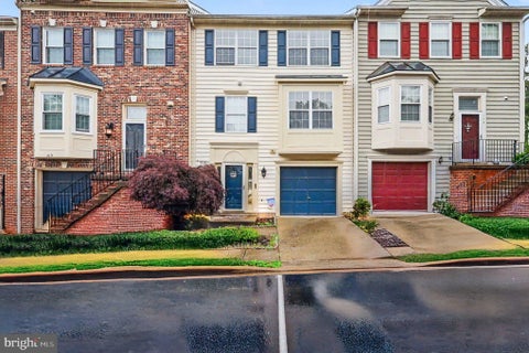 Townhouse For Sale - 111 W Park Drive<br/> STAFFORD, VA 22554