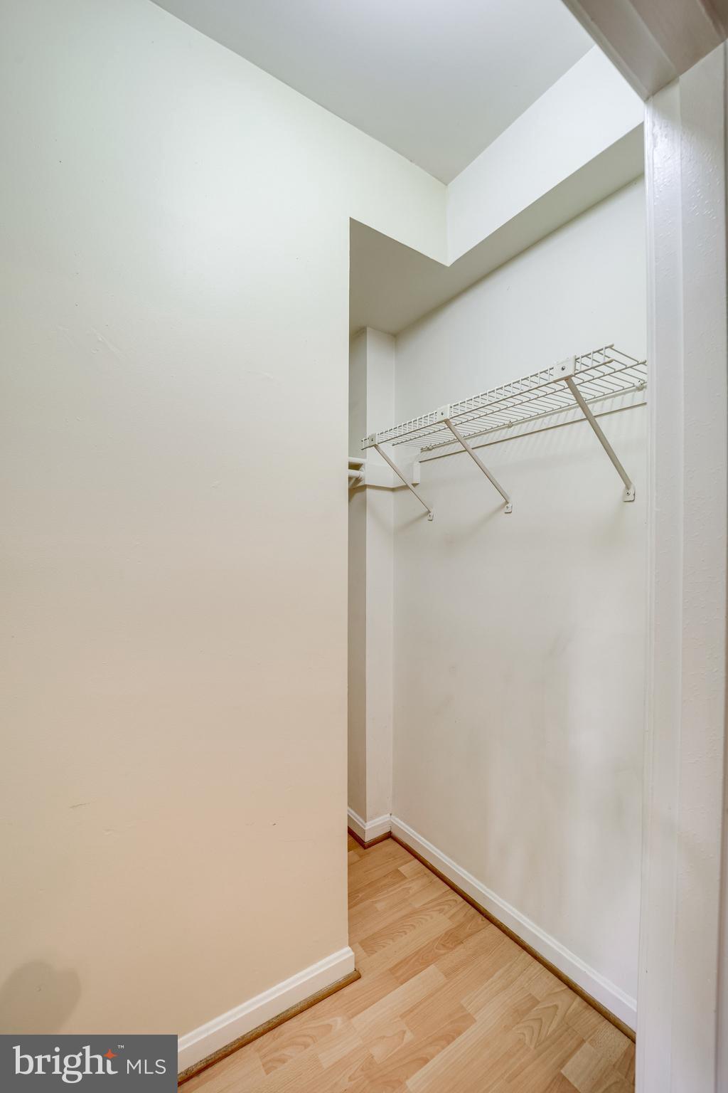 COLONIAL VILLAGE I - Residential